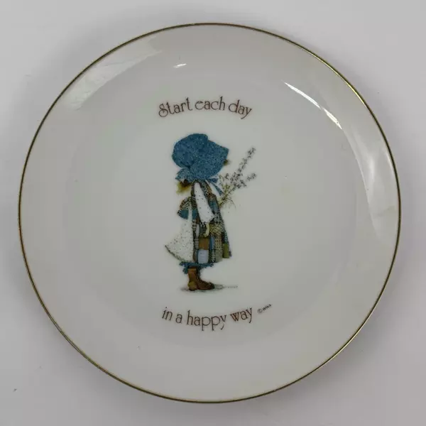 Set Of Two WWA Inc 1975 Lasting Memories Holly Hobbie Plates Dated 6 Inch