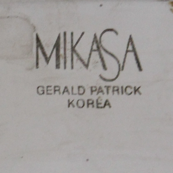 Lot Of 2 Mikasa Classico Satin (Stainless) Flatware New French Solid Knives