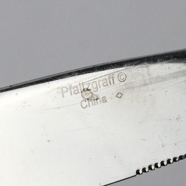 Set of 4 Pfaltzgraff Miranda Sand Stainless Steel Solid Dinner Knives