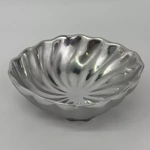 Wilton Armetale Eddy Square Bowl 6.75 Inch