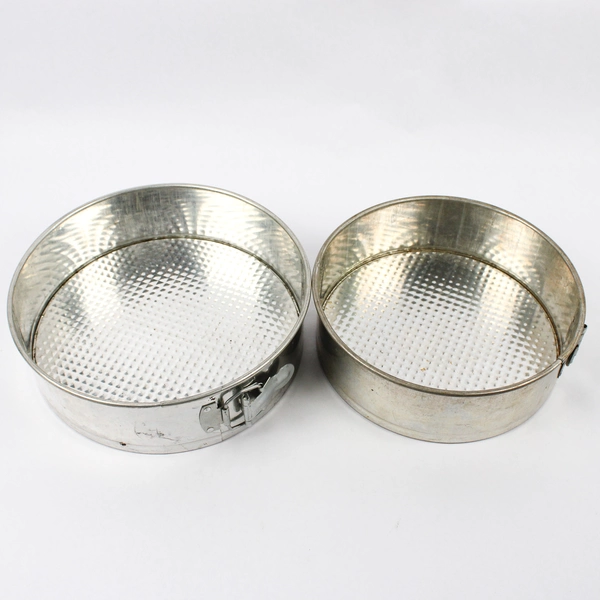 Lot Of 2 Unbranded Round Metal Cake Pan/Mold Removable Bottoms 9"/10" Dia x 3"