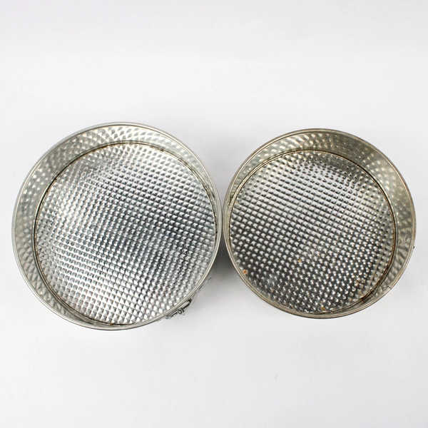 Lot Of 2 Unbranded Round Metal Cake Pan/Mold Removable Bottoms 9"/10" Dia x 3"