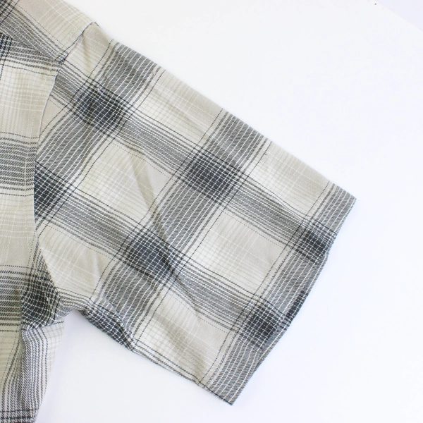 Ezekiel Beige and Gray Plaid Short-Sleeved Button-Down Shirt Men's Large