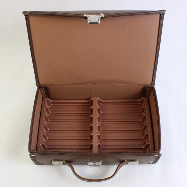 Service MFG Co Briefcase Cassette Holder W/ Vintage Snoopy Sticker 12 Tapes