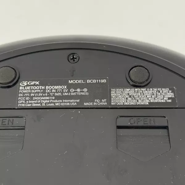 GPX BCB 119B Black Bluetooth Boombox CD And FM Radio Works