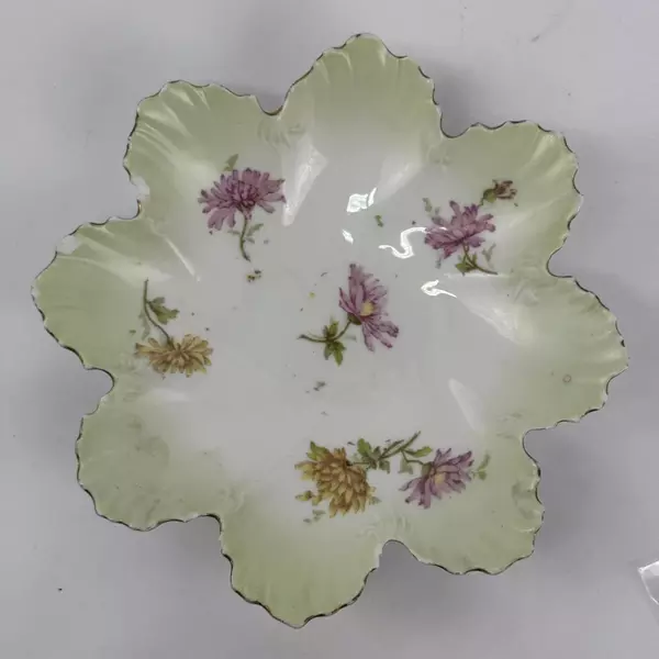 Vtg Floral Shaped Floral Pattern Porcelain Bon Bon Dish From Austria