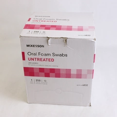 Lot Of 136 McKesson Oral Foam Swabs Unflavored Daily Oral Cleaning