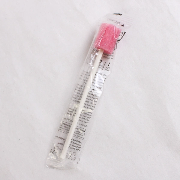 Lot Of 136 McKesson Oral Foam Swabs Unflavored Daily Oral Cleaning