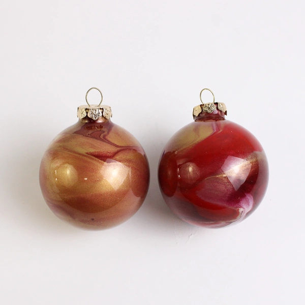 Lot Of 6 Handmade Glass Ball Hanging Christmas Ornaments Red/Green/Gold