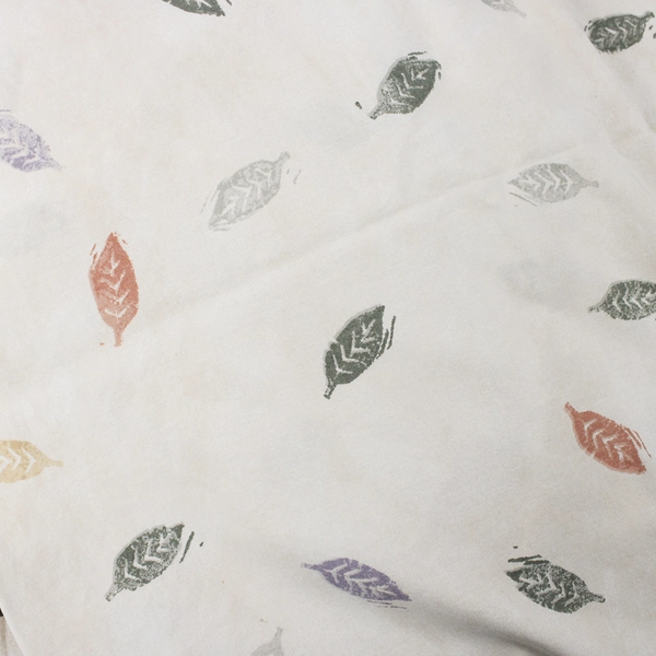 Lot of Matching Unbranded Flat Bedsheet & 3 Pillowcases Leaf Pattern