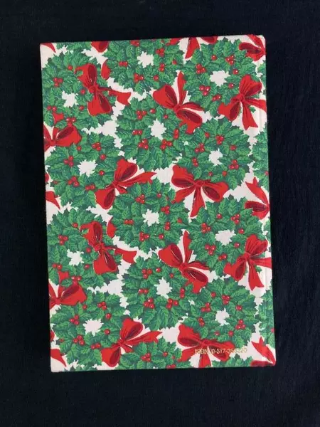 Vtg Avenel Books Christmas Register Holly Wreath Fabric Cover Good Condition
