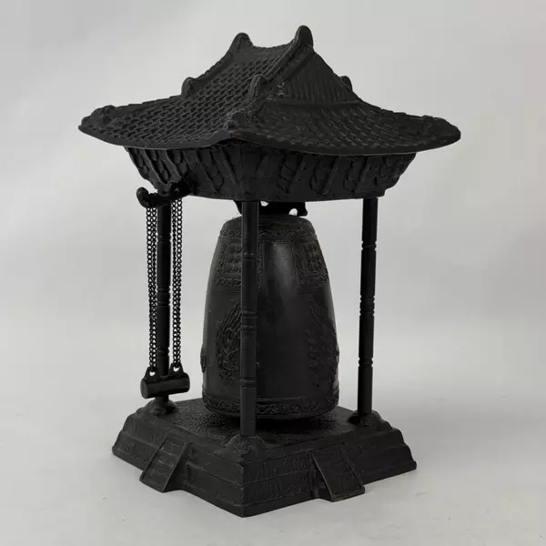 Vintage Oriental Wrought Iron Pagoda Temple Prayer Gong Bell With Hammer