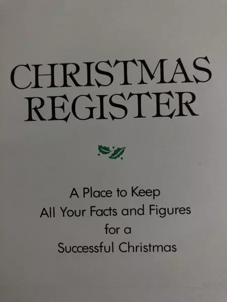 Vtg Avenel Books Christmas Register Holly Wreath Fabric Cover Good Condition
