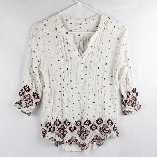 Fun2Fun White 3/4-Sleeve Blouse Women's Size Small