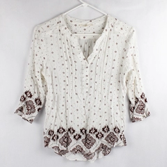 Fun2Fun White 3/4-Sleeve Blouse Women's Size Small