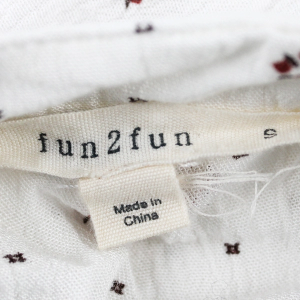 Fun2Fun White 3/4-Sleeve Blouse Women's Size Small