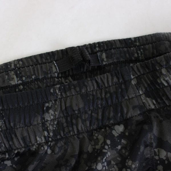 Puma Gray and Black Camo Athletic Shorts Boys' Size Large 14/16