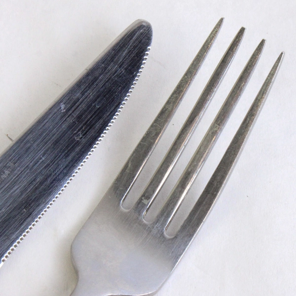 Lot Of 4 Martha Stewart MFS6 (Stainless) Dinner Knives and One Salad Fork