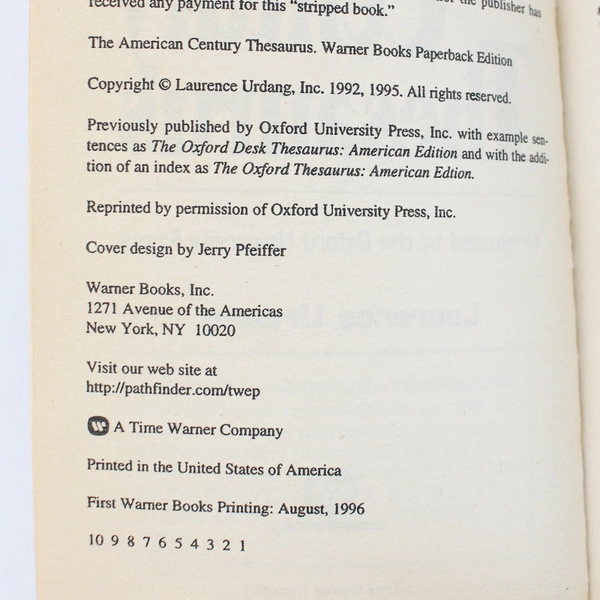 The American Century Thesaurus Laurence Urdang 1992 1995 Paperback Book