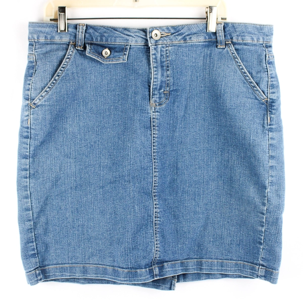 Merona Medium Wash Short Denim Skirt Women's Size 14R