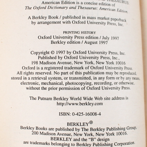 The Oxford American Desk Dictionary and Thesaurus American Edition 1997