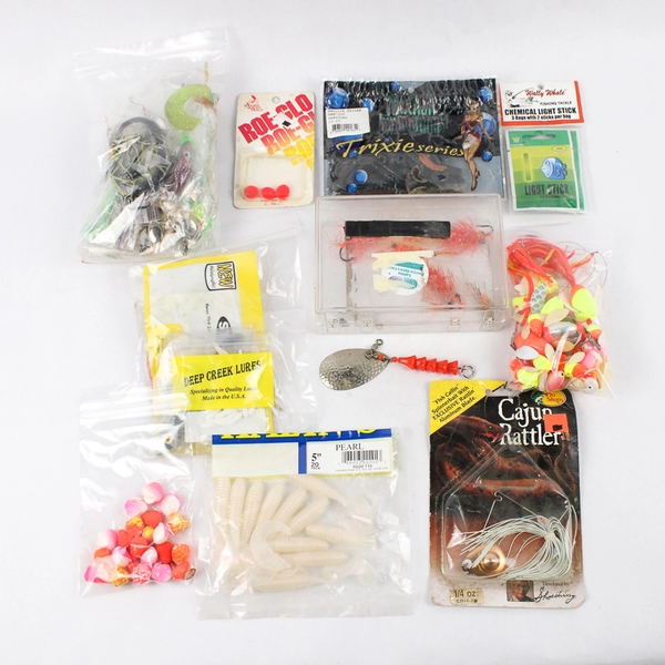 1.75 lb Lot of Fishing Lures and Bait Mixed Types