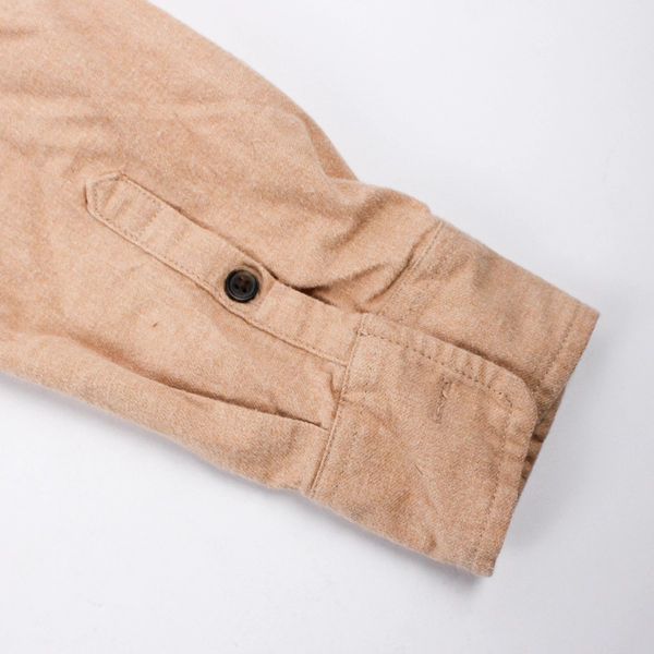 Universal Threads Beige Button Up Shirt Size L Oversized Fit