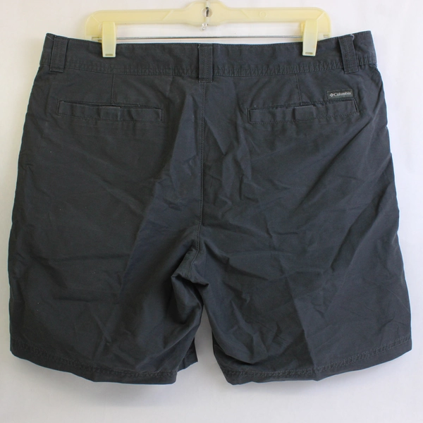 Columbia Flat-Front Charcoal Gray Bermuda Shorts Men's 36w