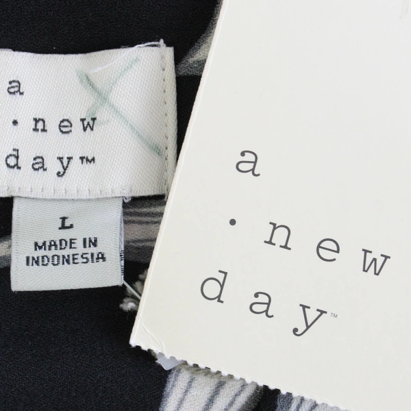 A New Day Black & White Floral Pattern Sleeveless Shift Dress Women's Large NWT