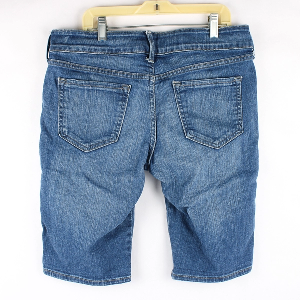 Old Navy The Flirt Medium Wash Jean Shorts Women's Size 10