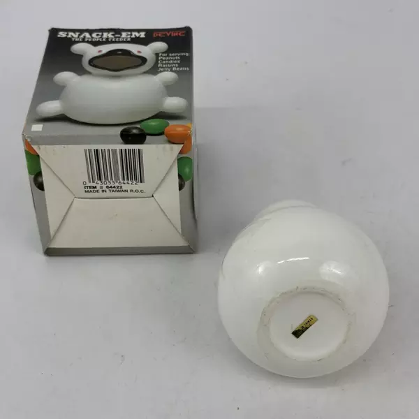 DeVine Snack-Em Ceramic Chick Nut Raisin Or Candies Jar