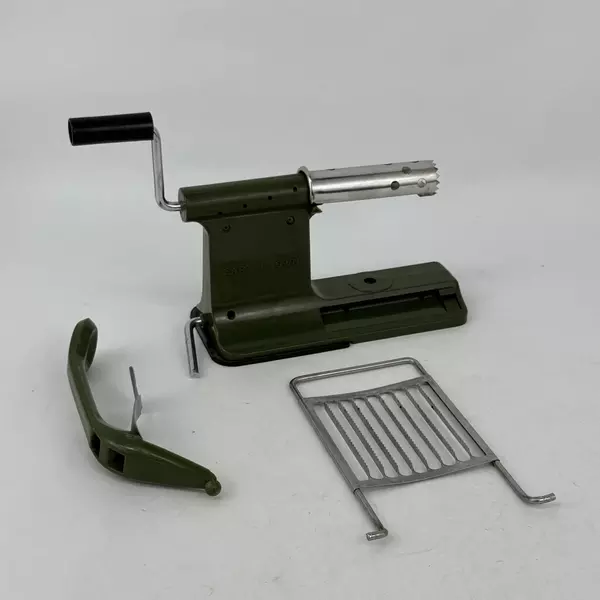 VTG Earth Grown Johnny Apple-Peeler W/ Original Box Hand Cranked Peel Slice Core