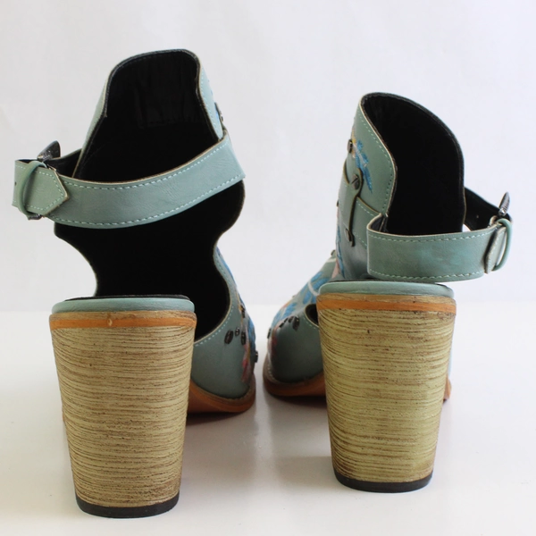 Unbranded Studded Embroidered Floral Chunky Heel Cutout Women's Size 9.5-10