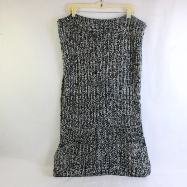 Lot of 2 Women's Knit Loop Scarves Gray and Blue