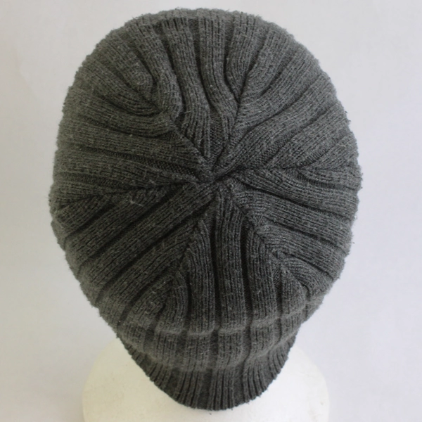 Nike Embroidered Yellow Logo Gray Knit Beanie Hat Adult One Size