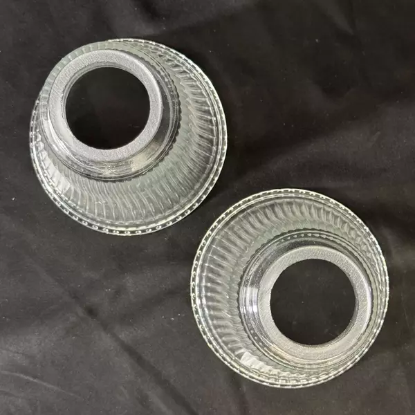 2 Litex industries Clear Glass Ribbed Ceiling Fan Light Fixture Globes