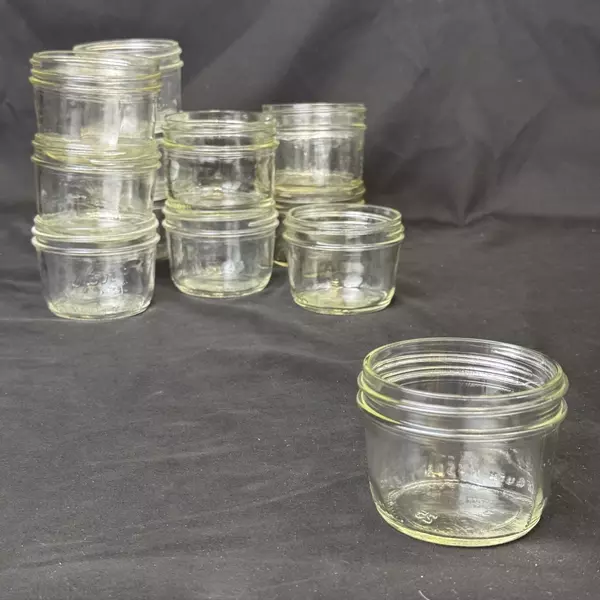 Lot of 12 Kerr Wide Mouth Half Pint Canning Jars No Lids Or Rings