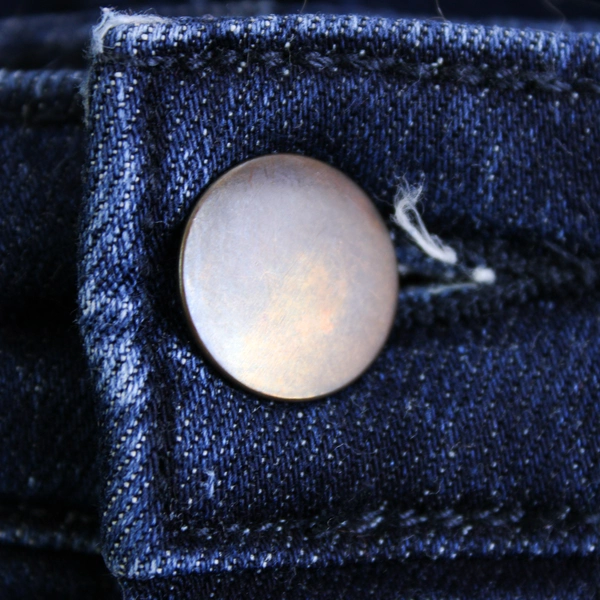 A New Day Straight Knee-Length Dark Wash Denim Skirt Women's Size 14