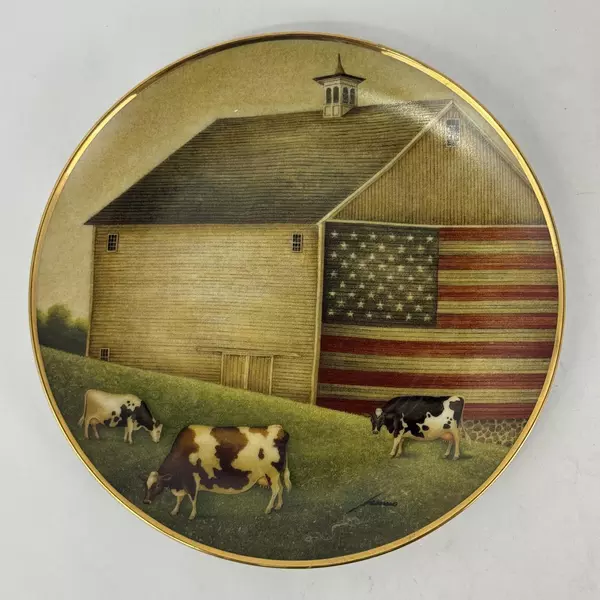 Franklin Mint Lowell Herrero Proud Pasture Collector Cow Plate American Folk Art