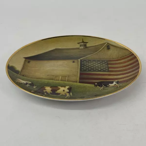 Franklin Mint Lowell Herrero Proud Pasture Collector Cow Plate American Folk Art