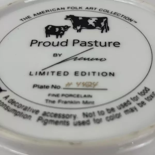 Franklin Mint Lowell Herrero Proud Pasture Collector Cow Plate American Folk Art