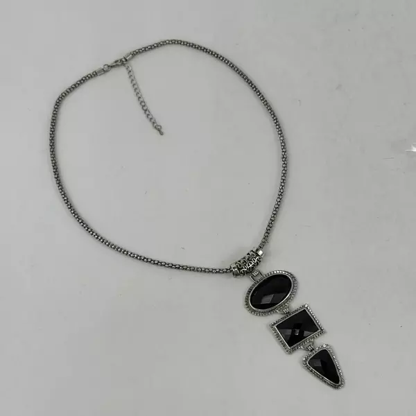 Silver Tone Geometric Shaped Black Glass Costume Jewelry Necklace 25 Inch