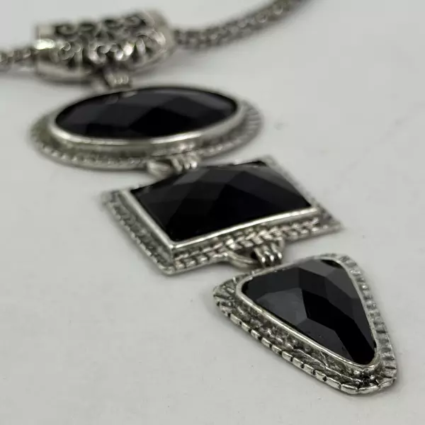 Silver Tone Geometric Shaped Black Glass Costume Jewelry Necklace 25 Inch