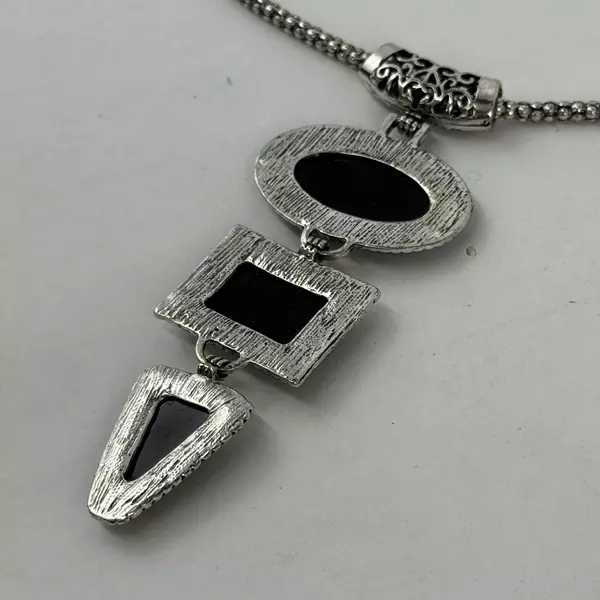 Silver Tone Geometric Shaped Black Glass Costume Jewelry Necklace 25 Inch