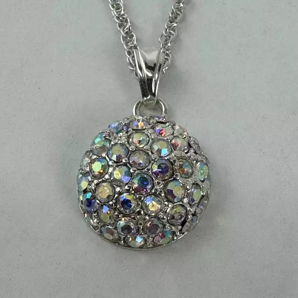 Jewelry Concepts Crystal Pendant Necklace 19.5 Inch