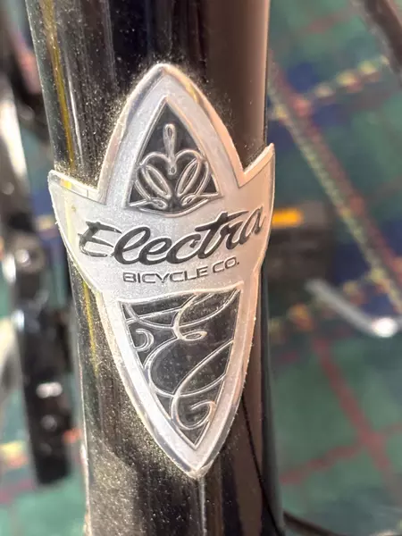 Electra Townie Original 7 Speed Step-Thru Comfort Cruiser Bike