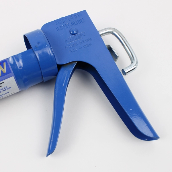 Newborn E-Z Thrust Caulking Gun Model 101