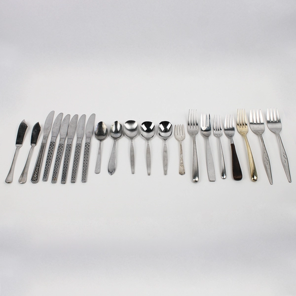 Mixed Lot of 21 Assorted Flatware for Parties Events or Upcycling