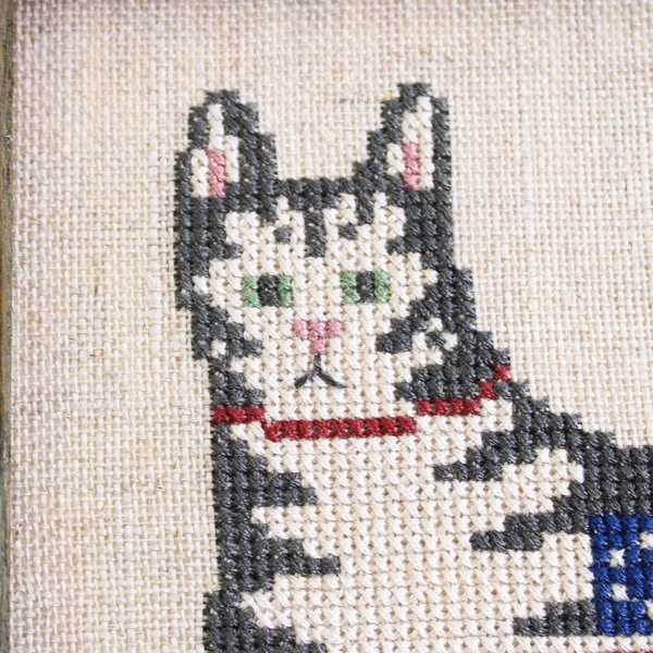 Wooden Framed Cross Stitch Cat With American Flag 6.5" x 8.12"