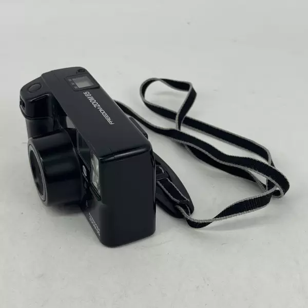 Minolta Freedom Zoom 65 Point & Shoot 35mm Camera